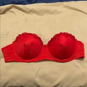 Strapless bra